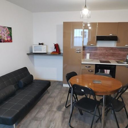 Studio Proche De La Gare Et Du Centre Ville Châlons-en-Champagne Exterior foto